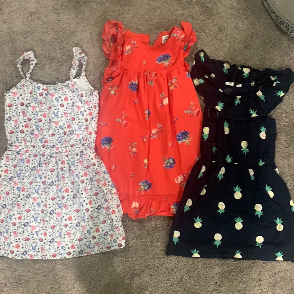 Gap girls Small dresses